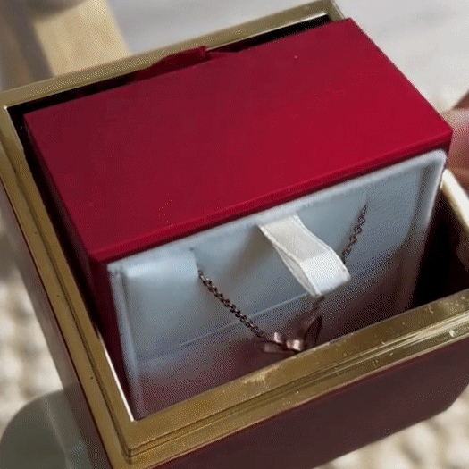 Everlasting Rose Jewelry Box™
